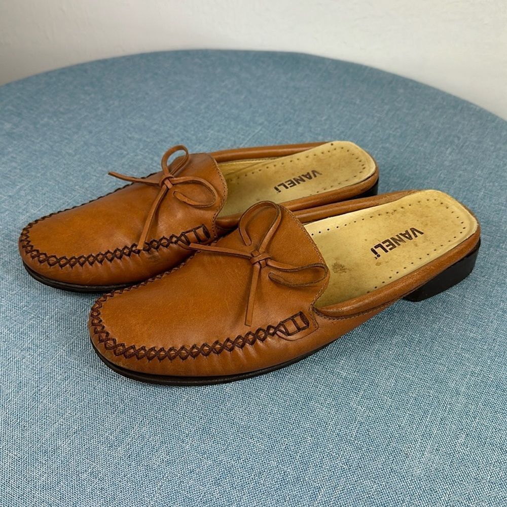 VanEli Mushee Soft Tan Leather Slip on Women’s Flat Mule Size 7.5 M